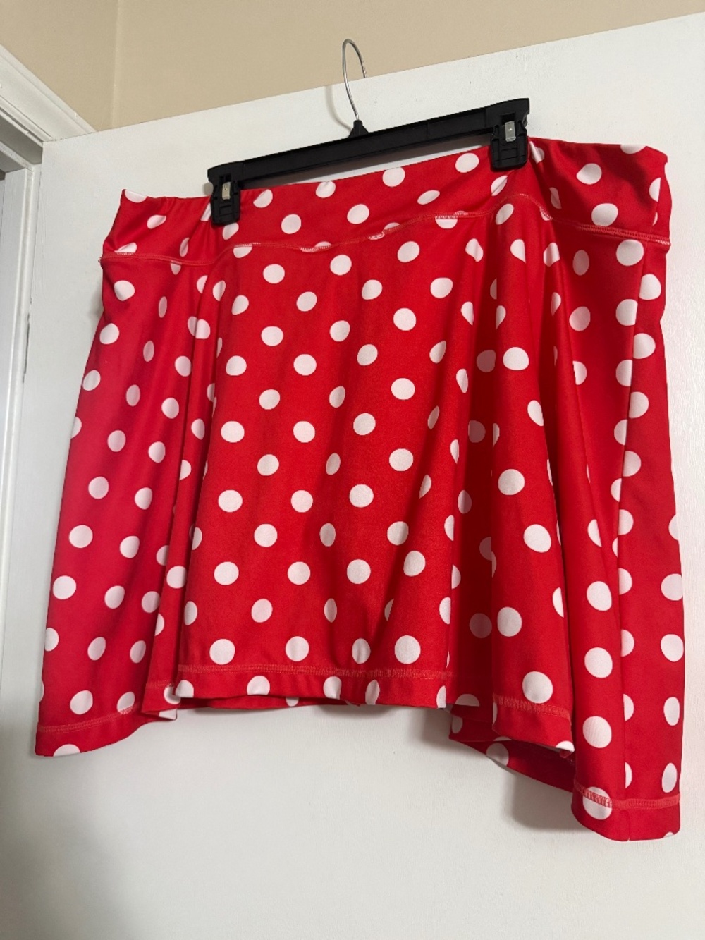 Disney Store 2x Minnie Mouse polka dot skort